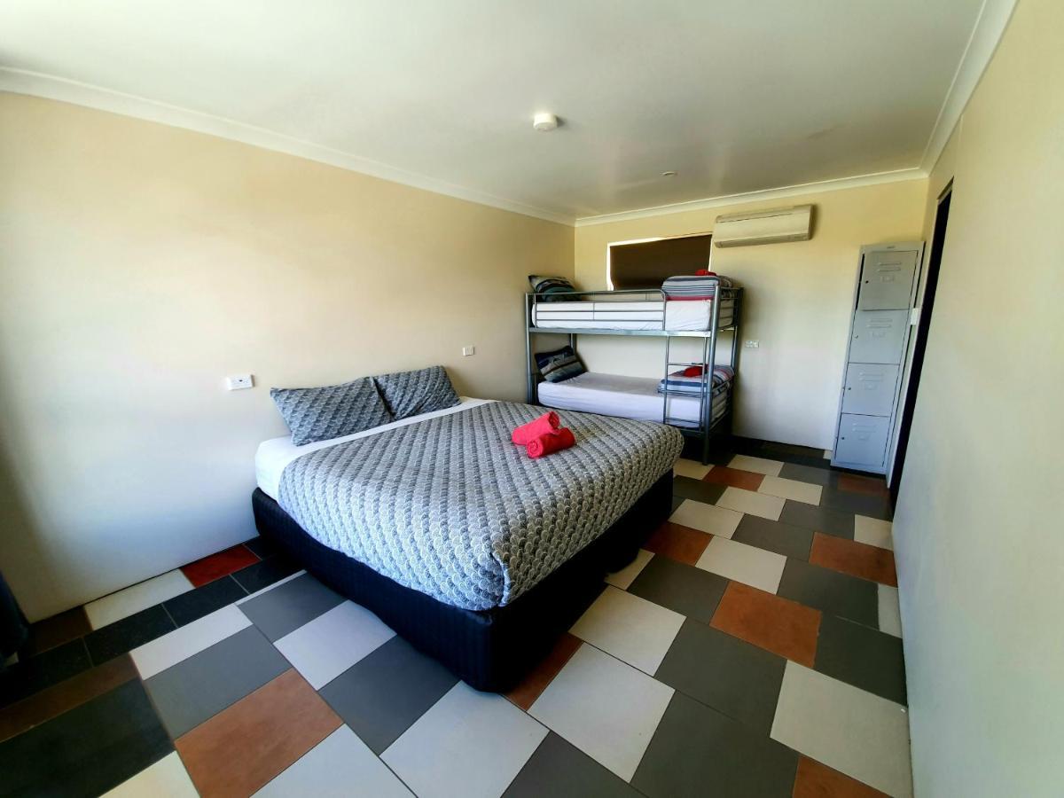 Jump Inn Alice Budget Accommodation Alice Springs Bagian luar foto